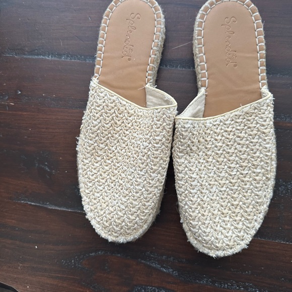 Splendid flat shoes. Size 10. Knitted. Beige color. Beautiful. - Picture 8 of 10